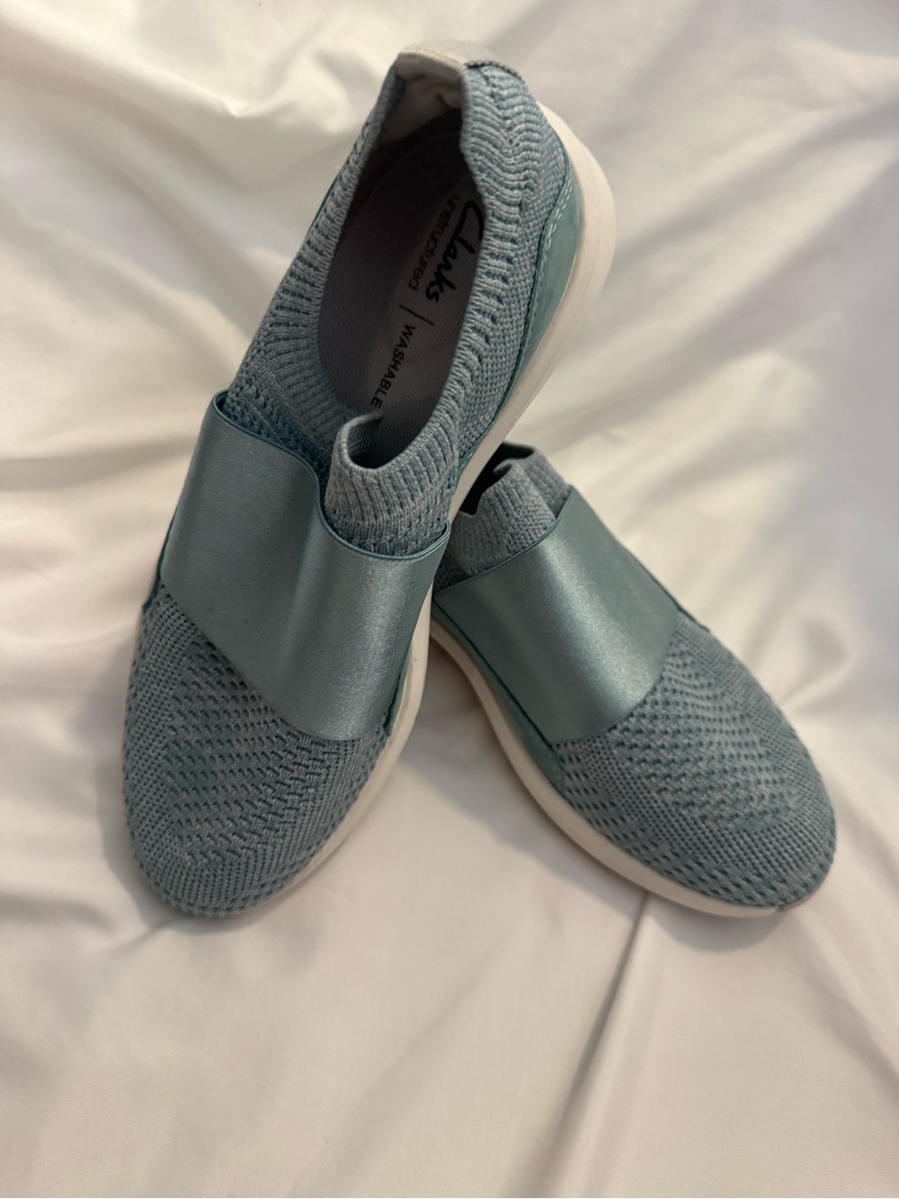 NWT Clarks Un Rio Knit Turquoise Slip-On Casual Sneakerr